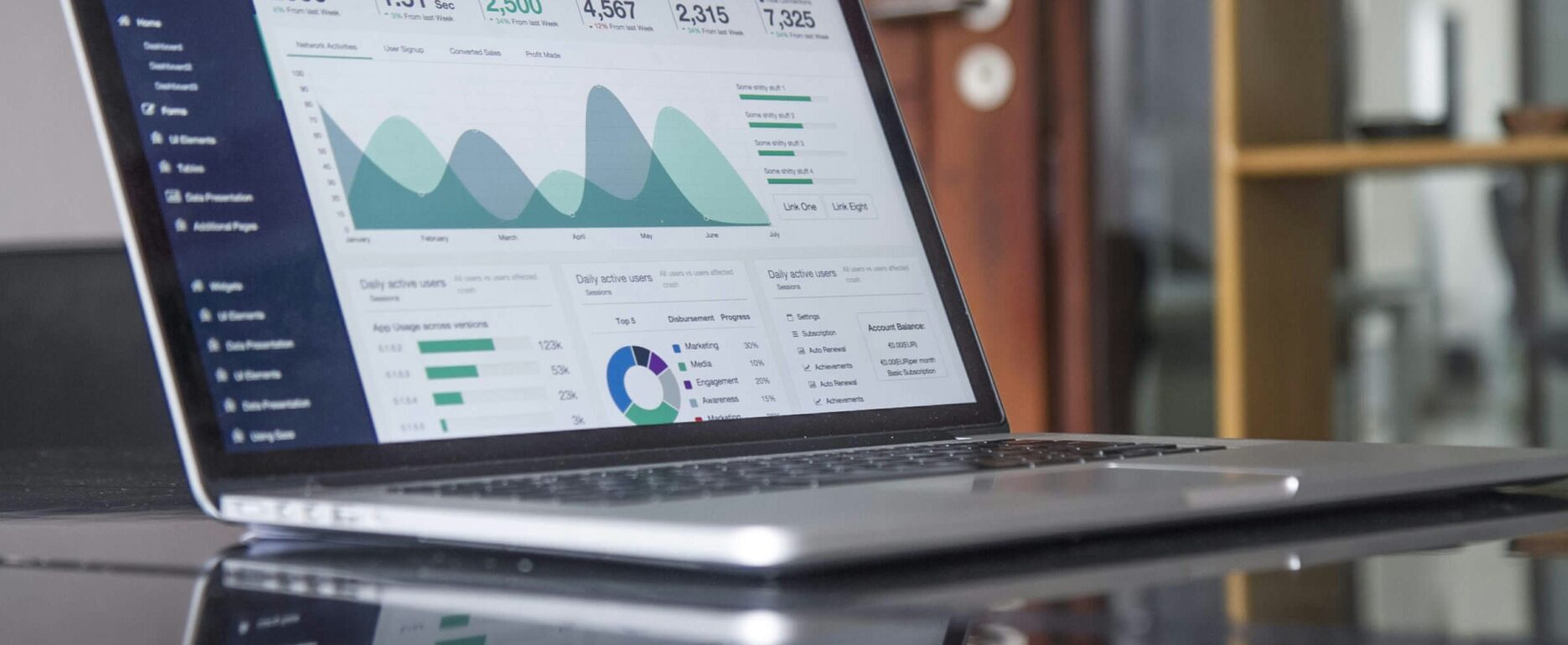 Laptop with a graph